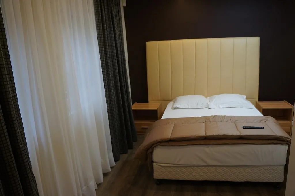 Hotel Evergreen Brussels 2*, Woluwe-Saint-Lambert